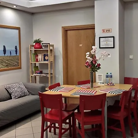 Helvetia Plus B&B - Private Rooms And Apartments-3
